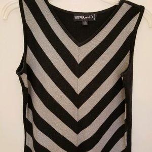Black & silver sleeveless top. Small Petite.